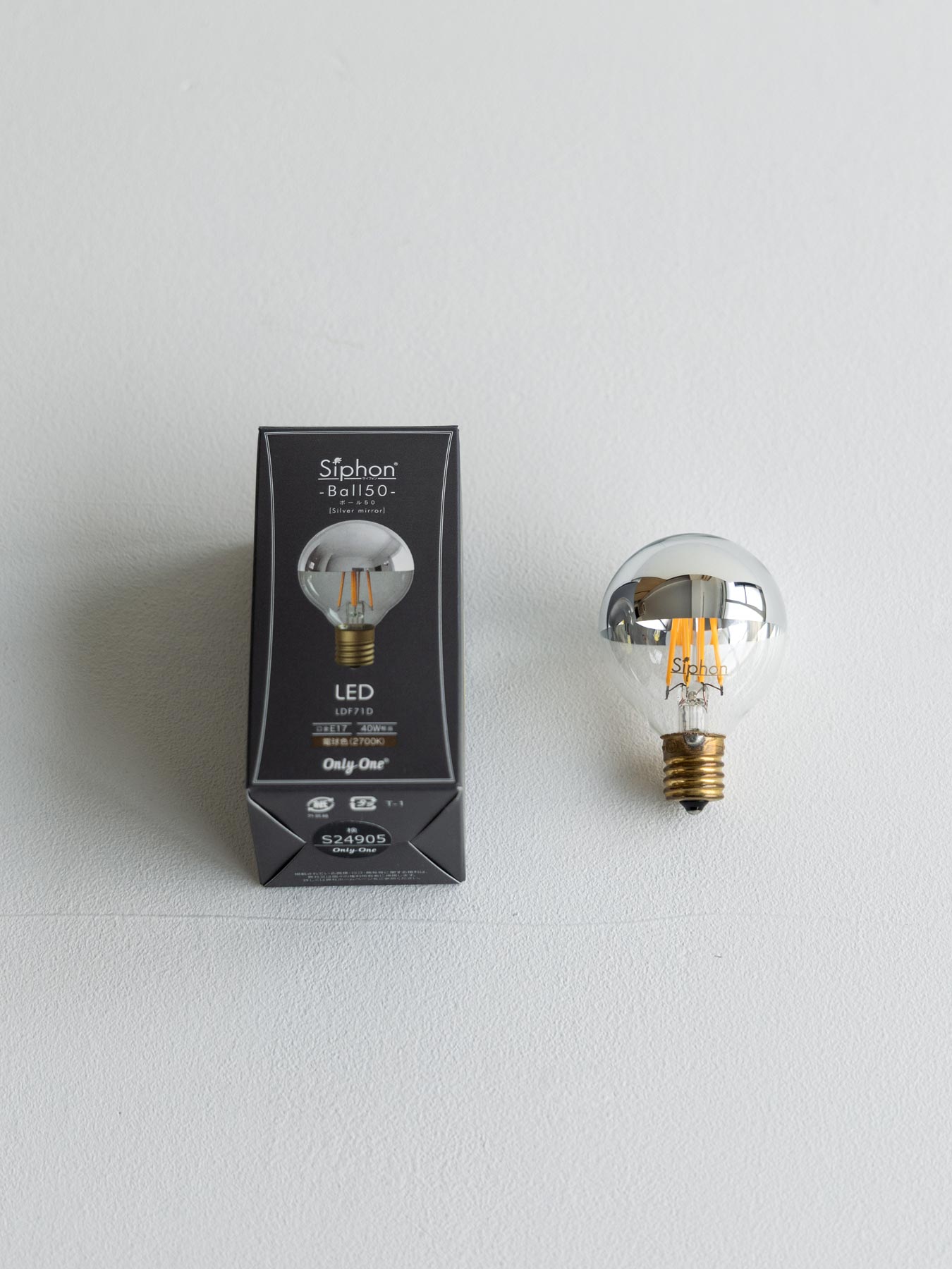 付属のLED電球