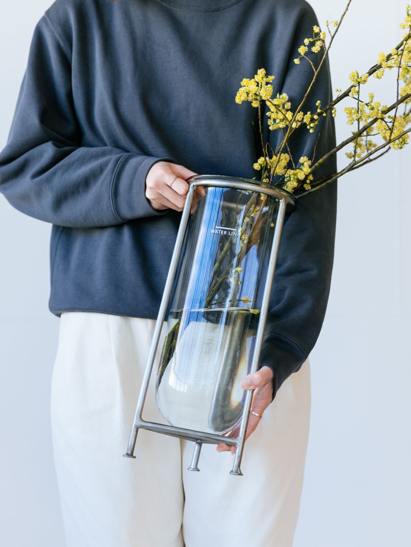 GLASS TUBE WITH STAND