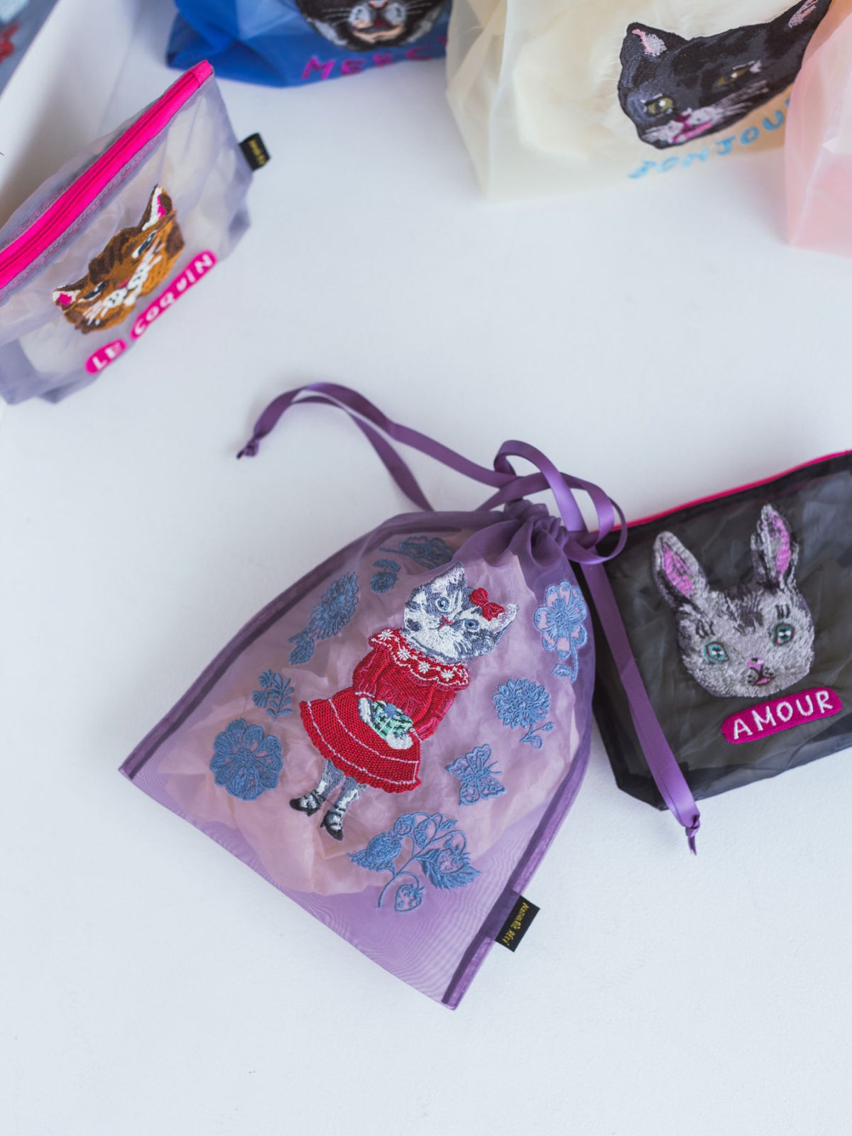 Nathalie Lete／Organdy Drawstring pouch（巾着刺繍ポーチ）