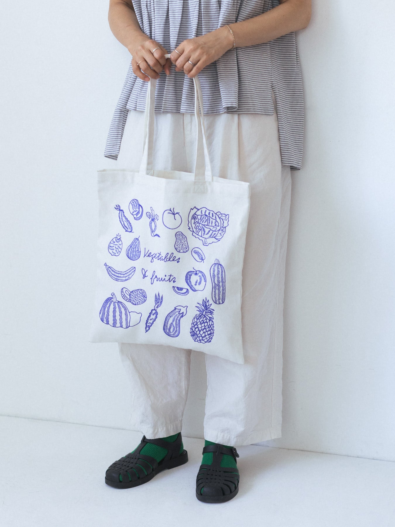 刺繍キャンバスバッグ