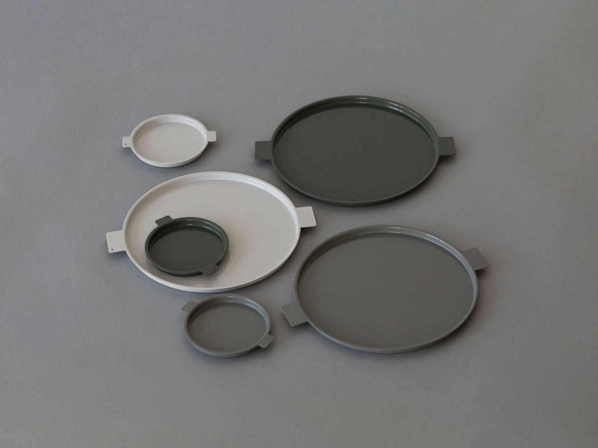 yumiko iihoshi porcelain／‘Colored’ aluminum tray round