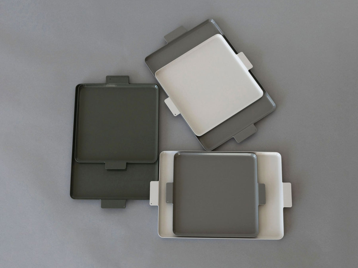 yumiko iihoshi porcelain／‘Colored’ aluminum tray square・rectangle