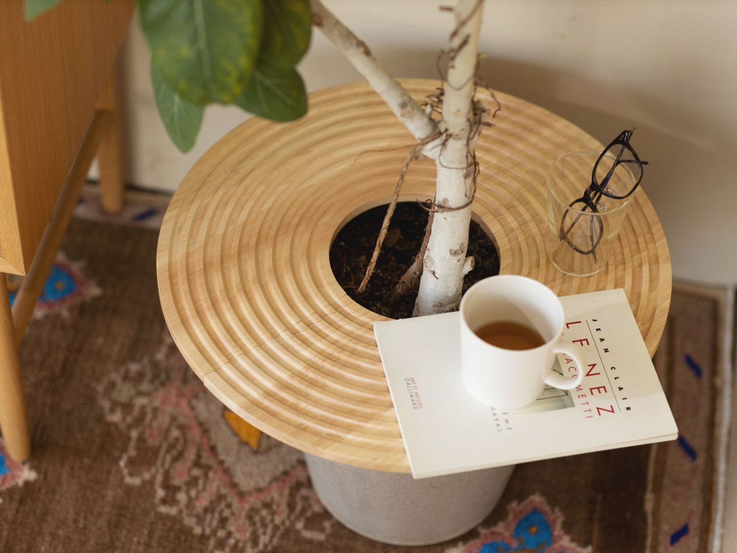 WOOD CIRCLE TRAY（木製トレイ）