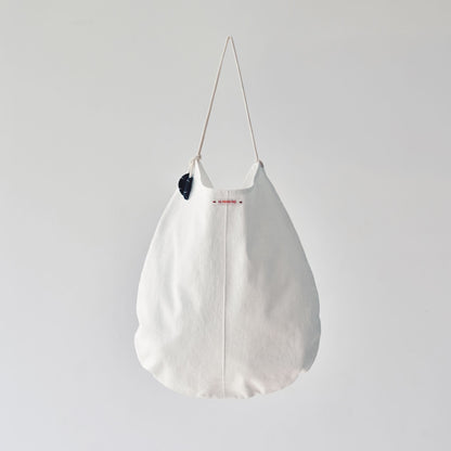 L／WHITE