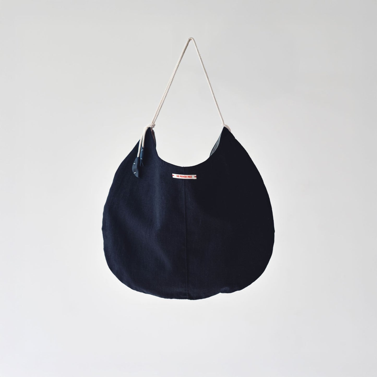 S／BLACK