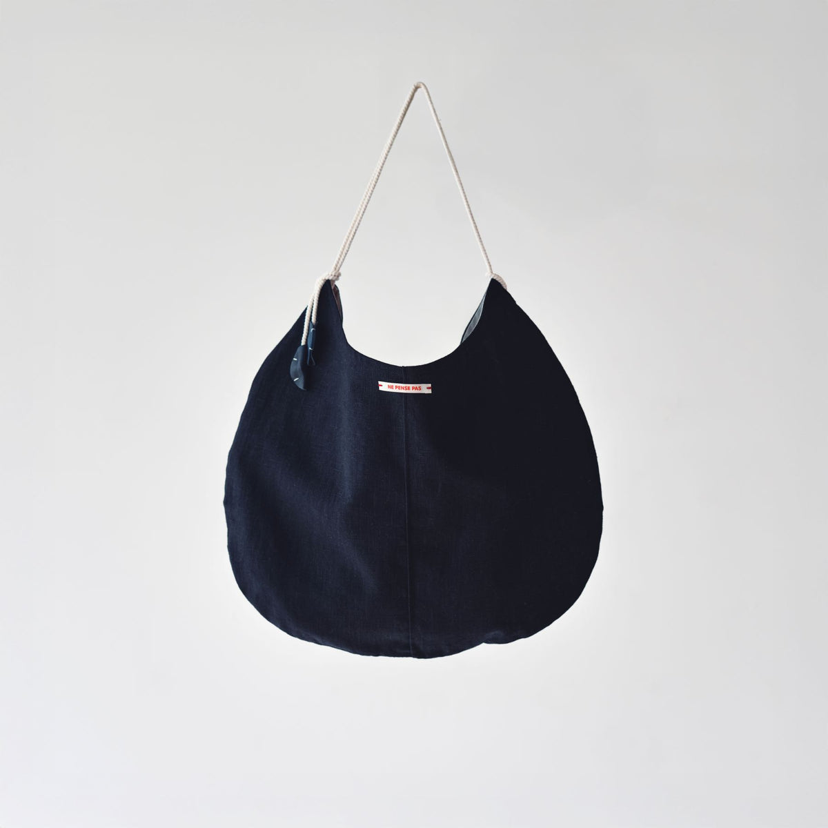 S／BLACK