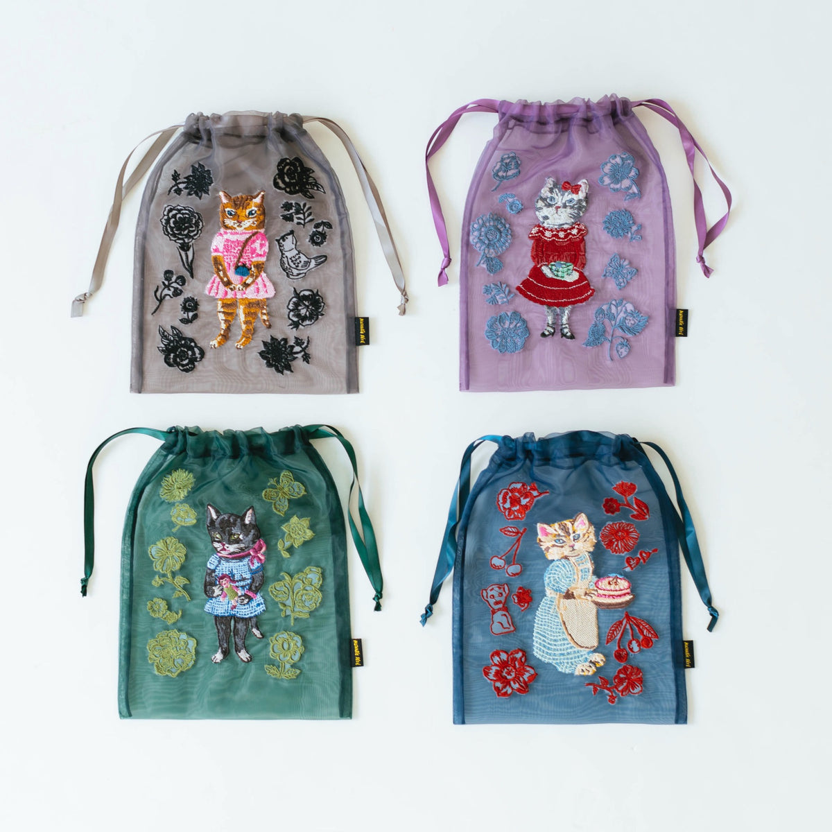 Nathalie Lete／Organdy Drawstring pouch（巾着刺繍ポーチ）